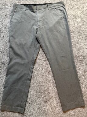 Bonobos Men's Dress Pants in Light Gray